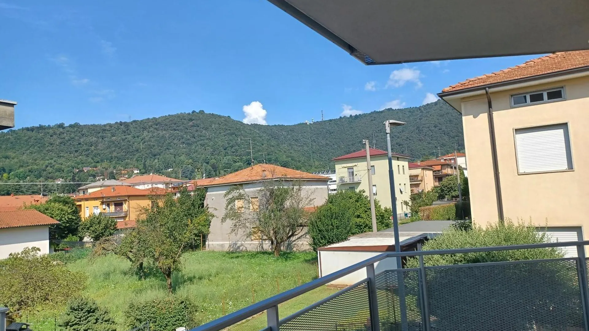 Donna Di Coppe Apartment contacts